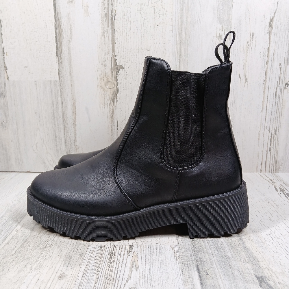 Dirty Laundry Modij Black Slip On Elastic Gore Ankle Boots #137